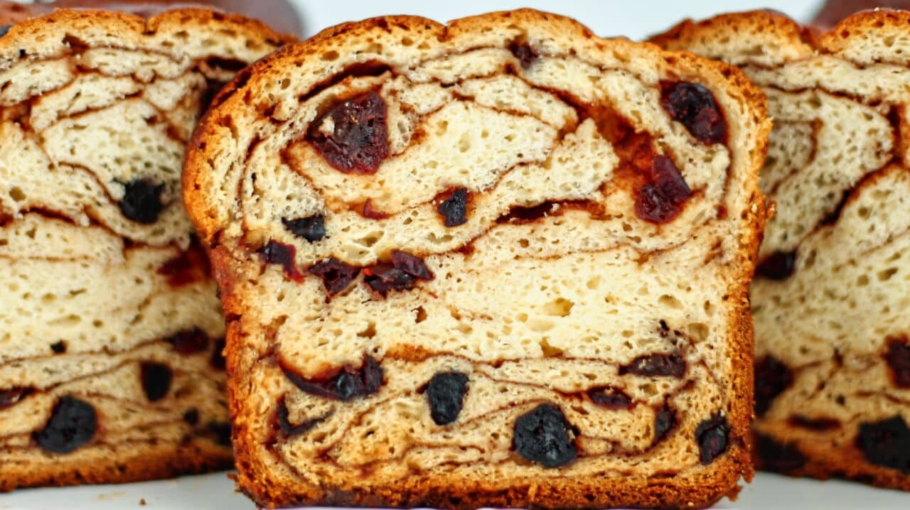 Cinnamon Raisin Bread
