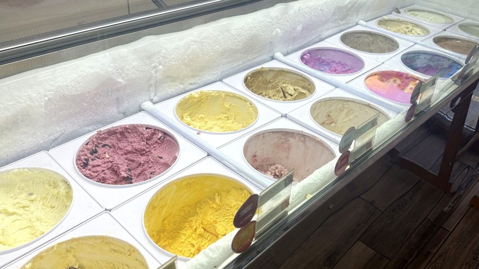 Ice cream scooping from Baskin Robins